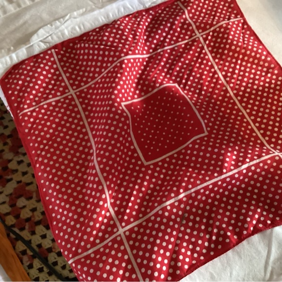 Mixture of scarfs , some navy and white some red and one hanky . - Picture 6 of 7